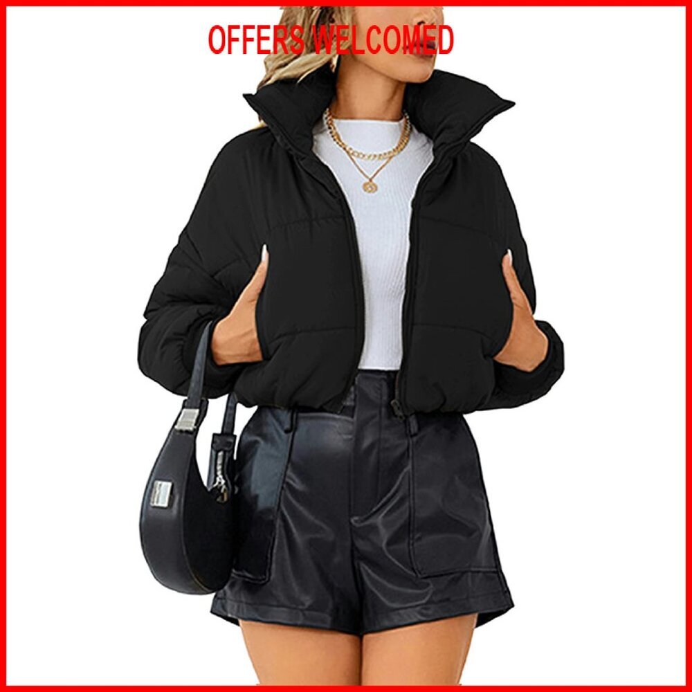 Lightweight Quilted Cropped Puffer Jacket Long Sleeve Stand Collar